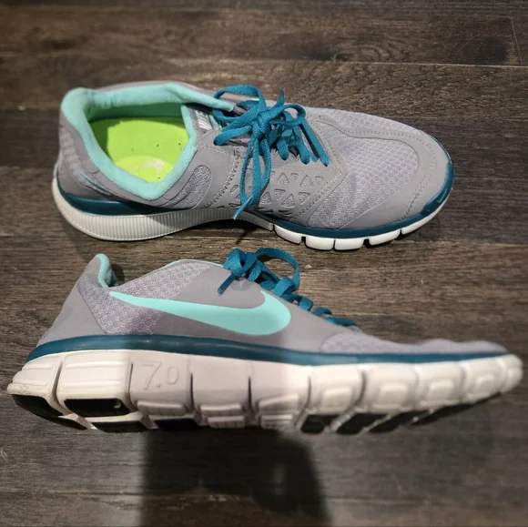 Nike Free 7.0 Athletic Shoes - Light Gray, Turquoise - Women's SZ 11 - Picture 6 of 6